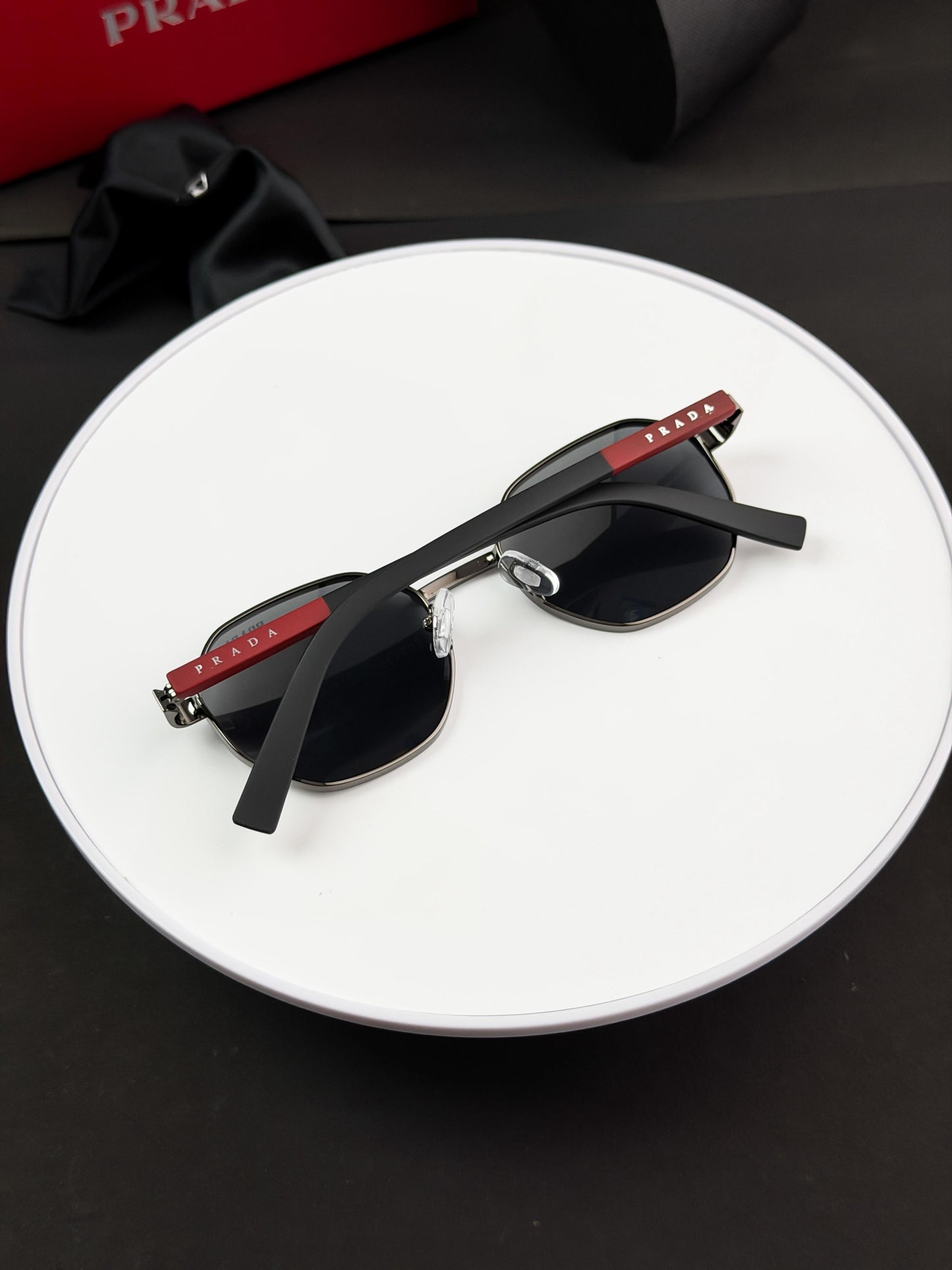PRADA SUNGLASS