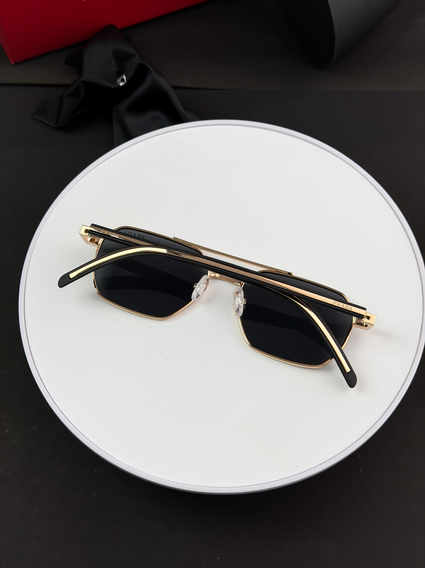 PRADA SUNGLASS