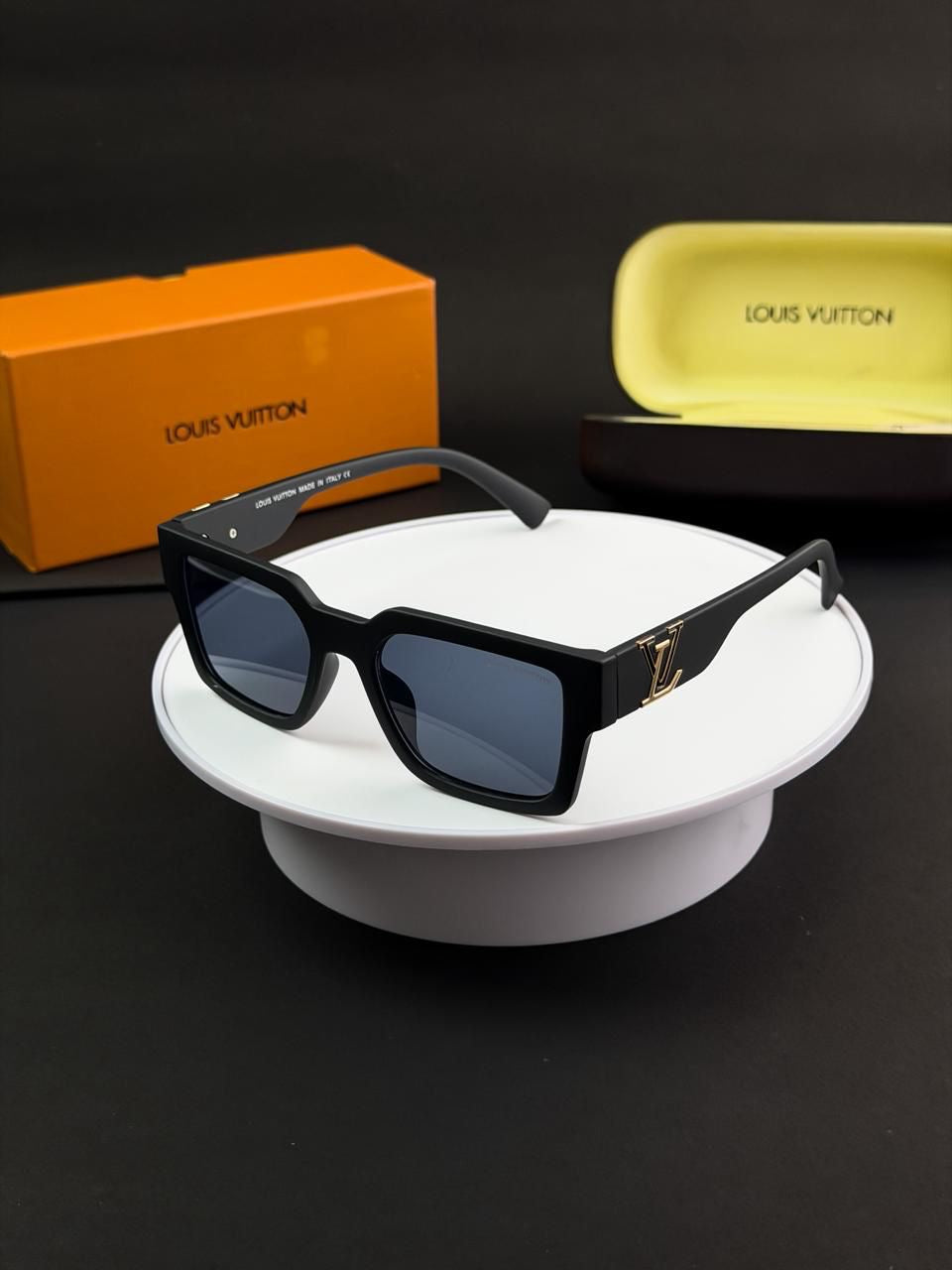 LOUIS VUITTON SUNGLASS