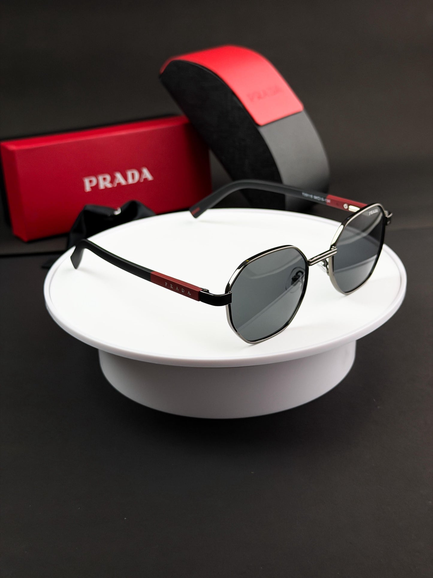 PRADA SUNGLASS