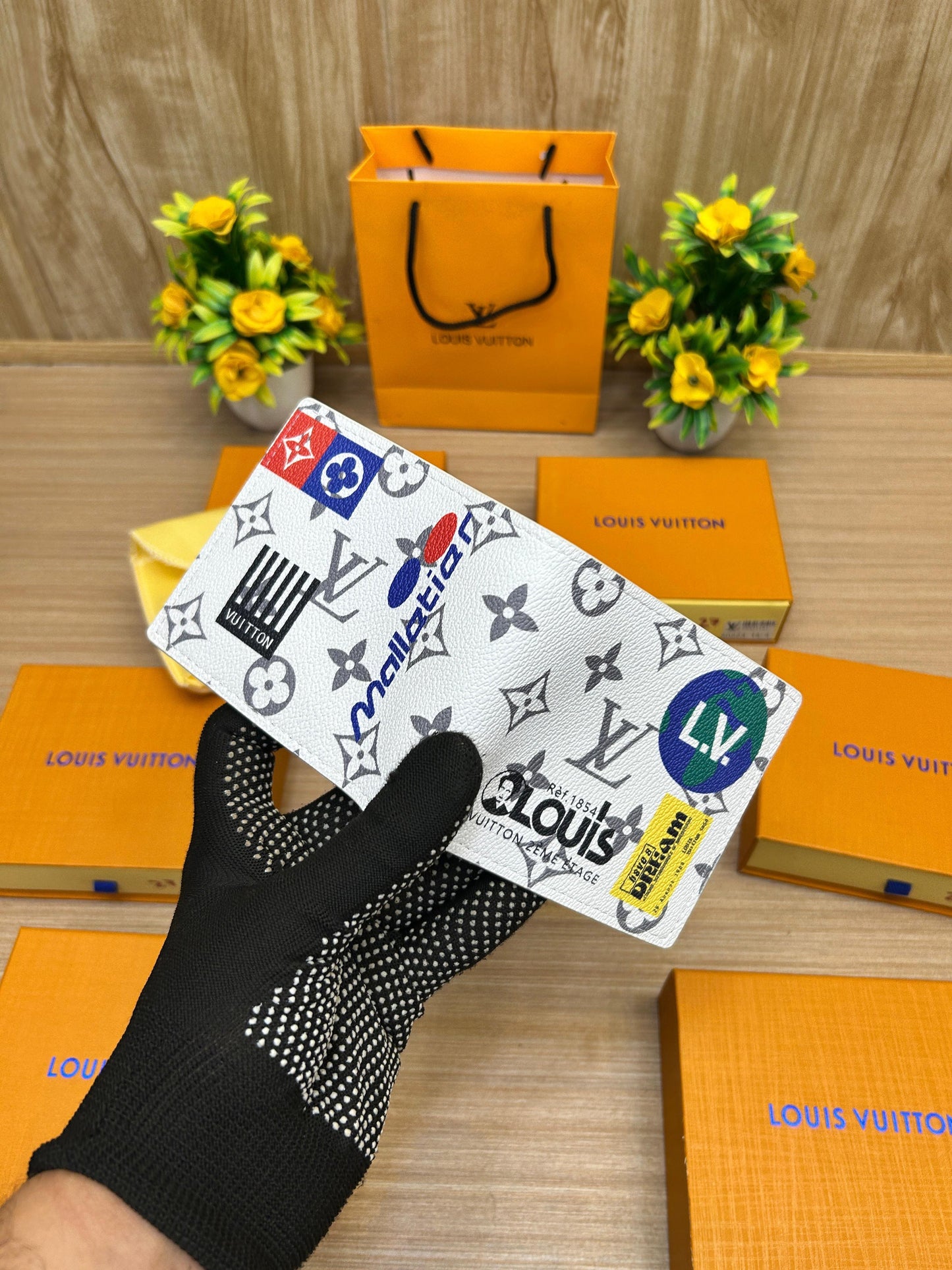 LOUIS VUITTON WALLET FOR MEN