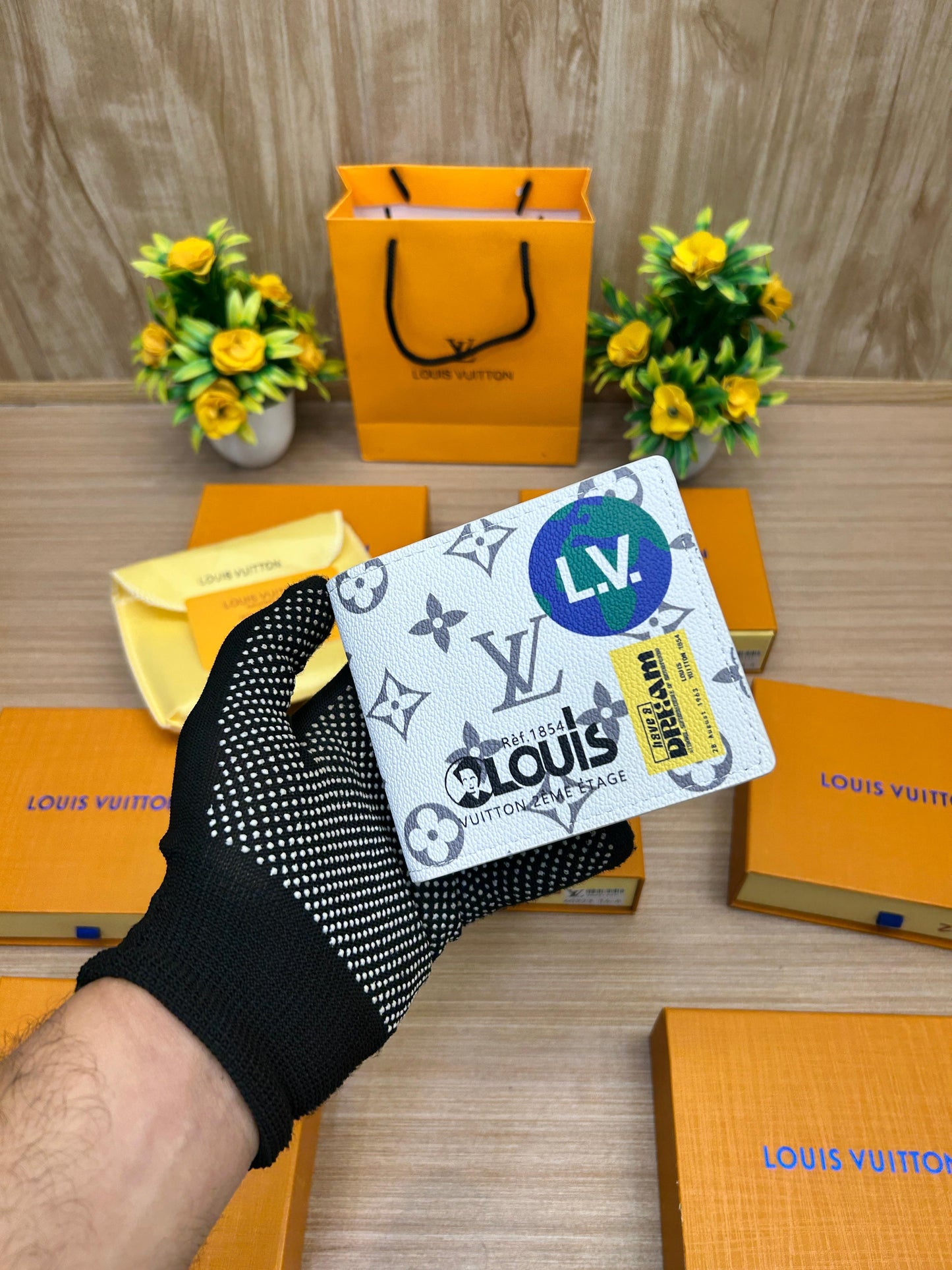 LOUIS VUITTON WALLET FOR MEN
