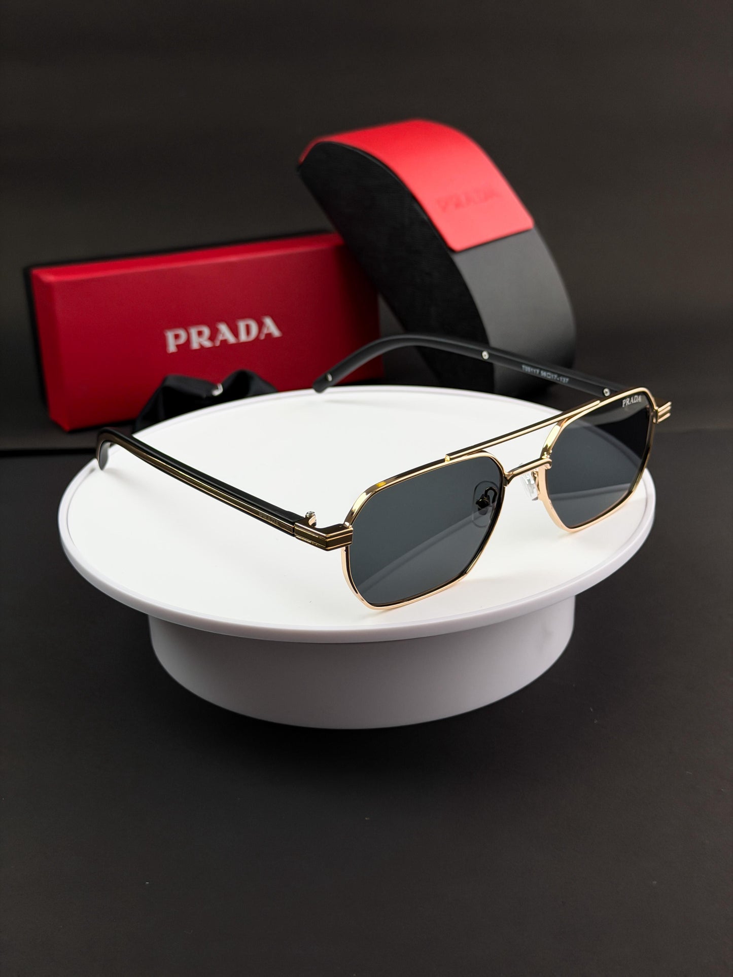 PRADA SUNGLASS