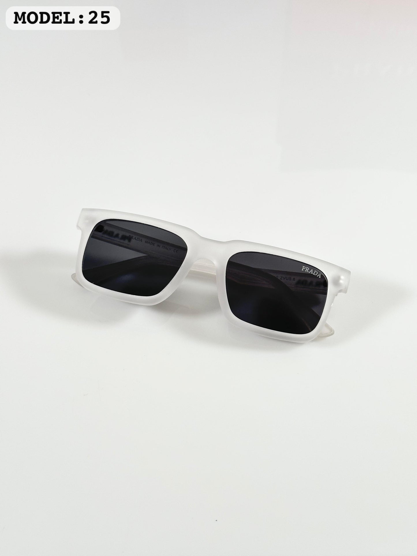 PRADA SUNGLASS