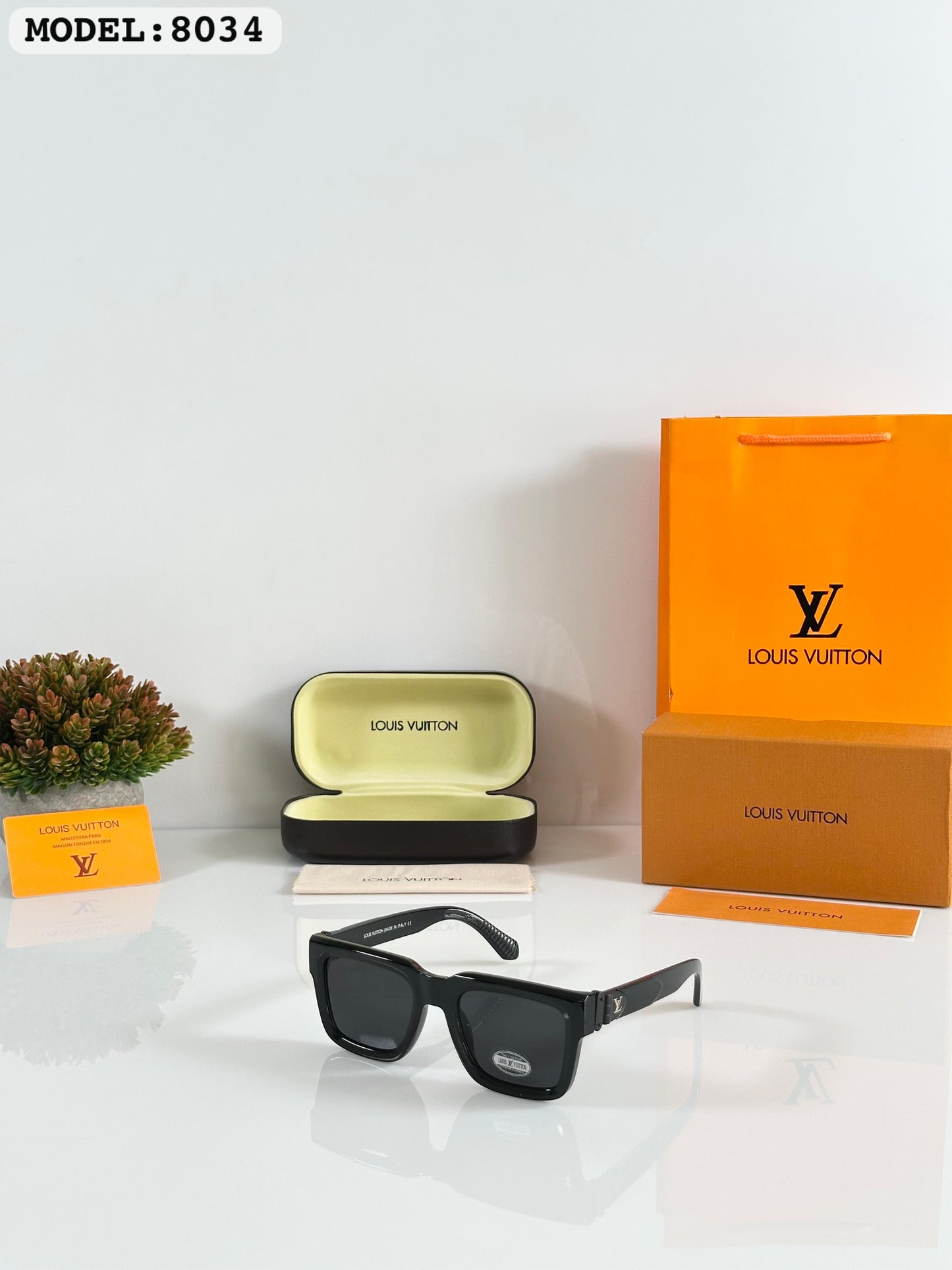 LOUIS VUITTON SUNGLASS