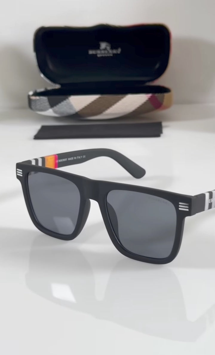 BURBERRY SUNGLASS