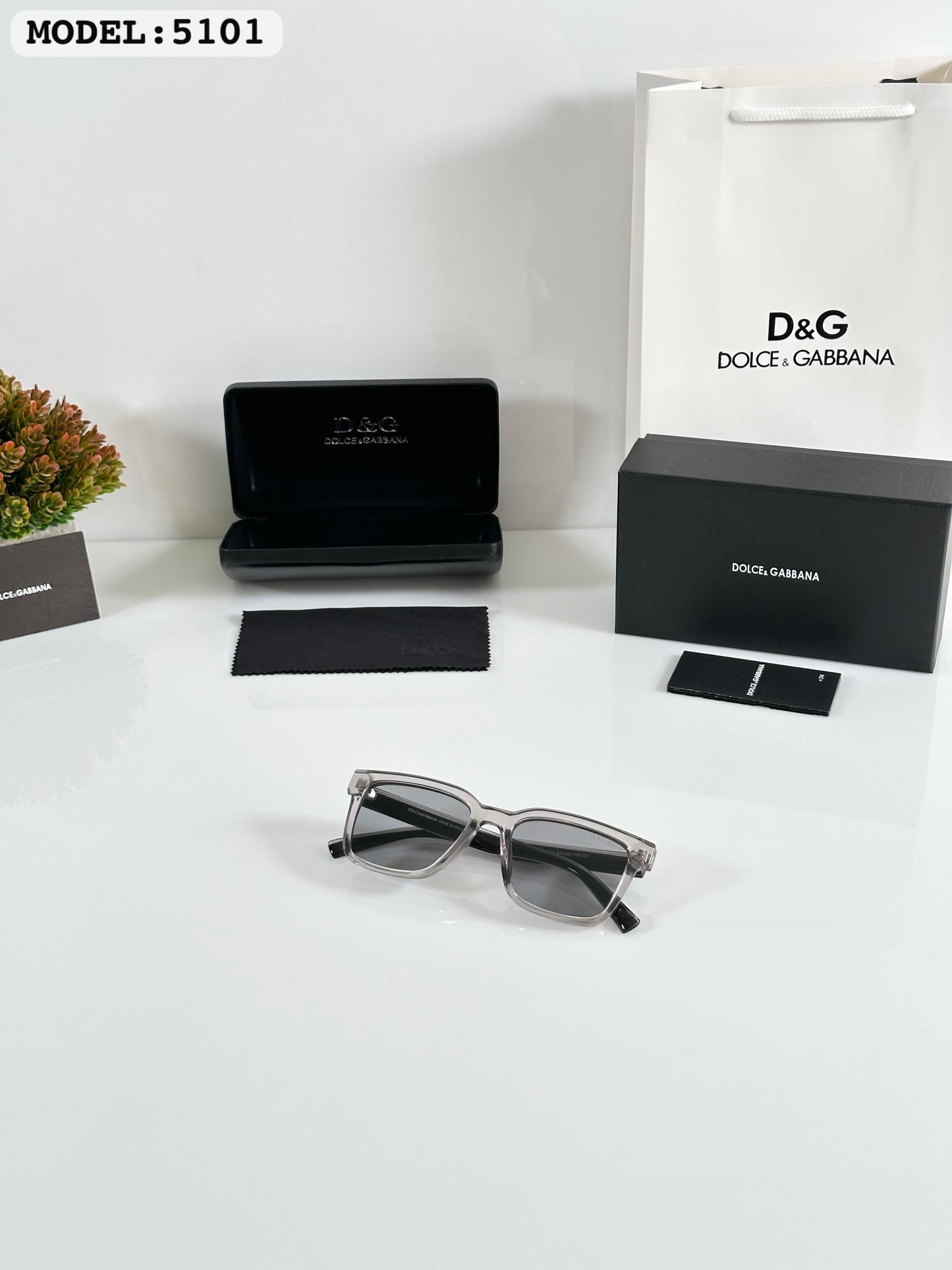 DOLCE&GABBANA SUNGLASS
