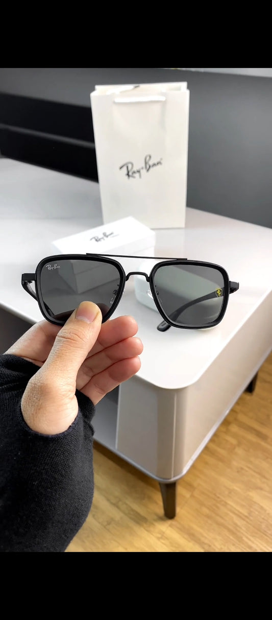 RAY-BAN SUNGLASS with original branded box