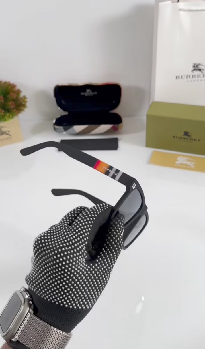 BURBERRY SUNGLASS