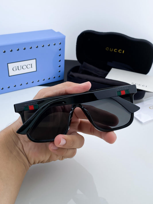 GUCCI SUNGLASS