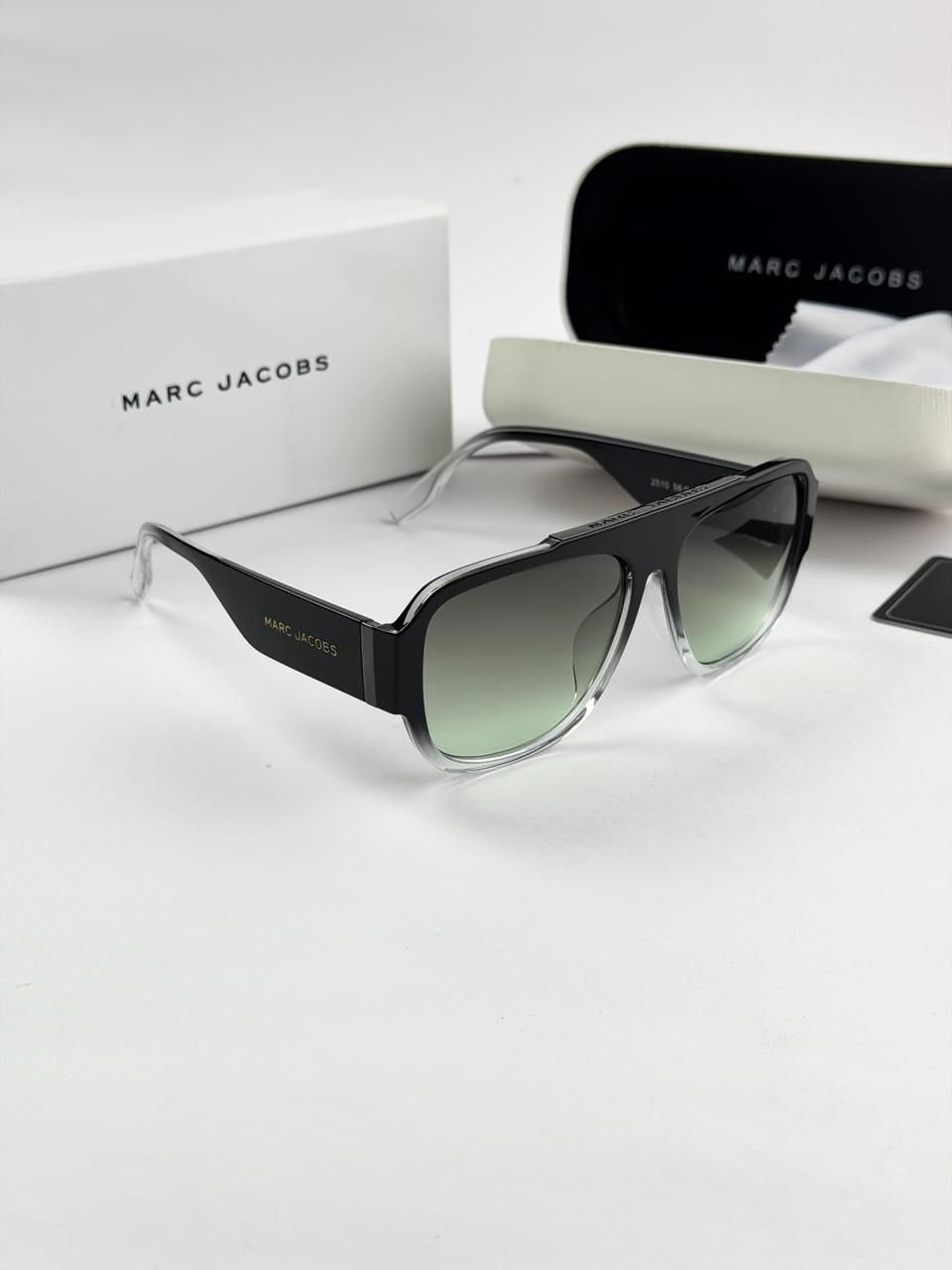 MARC JACOBS SUNGLASS