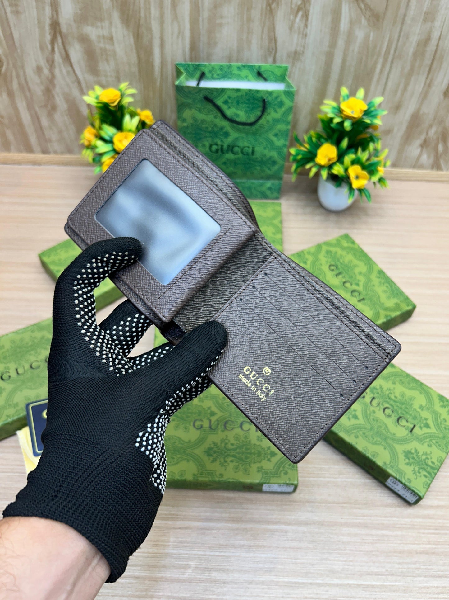 GUCCI WALLET FOR MEN