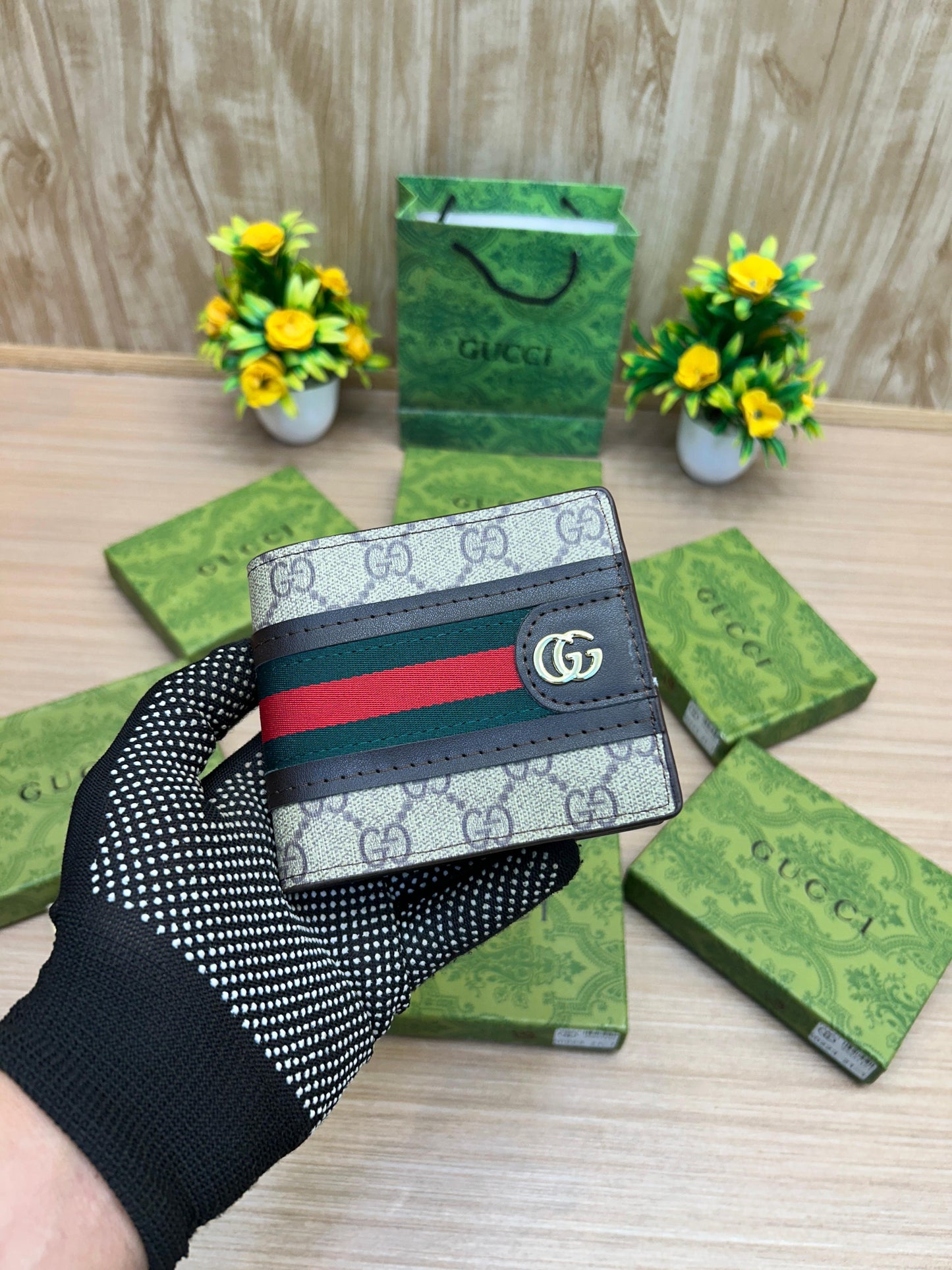 GUCCI WALLET FOR MEN