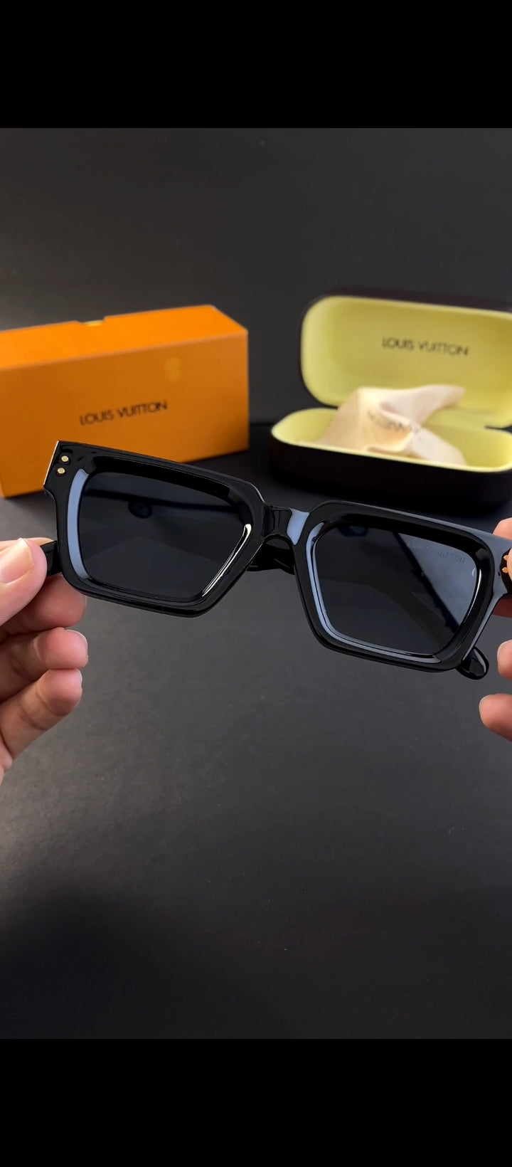LOUIS VUITTON SUNGLASS