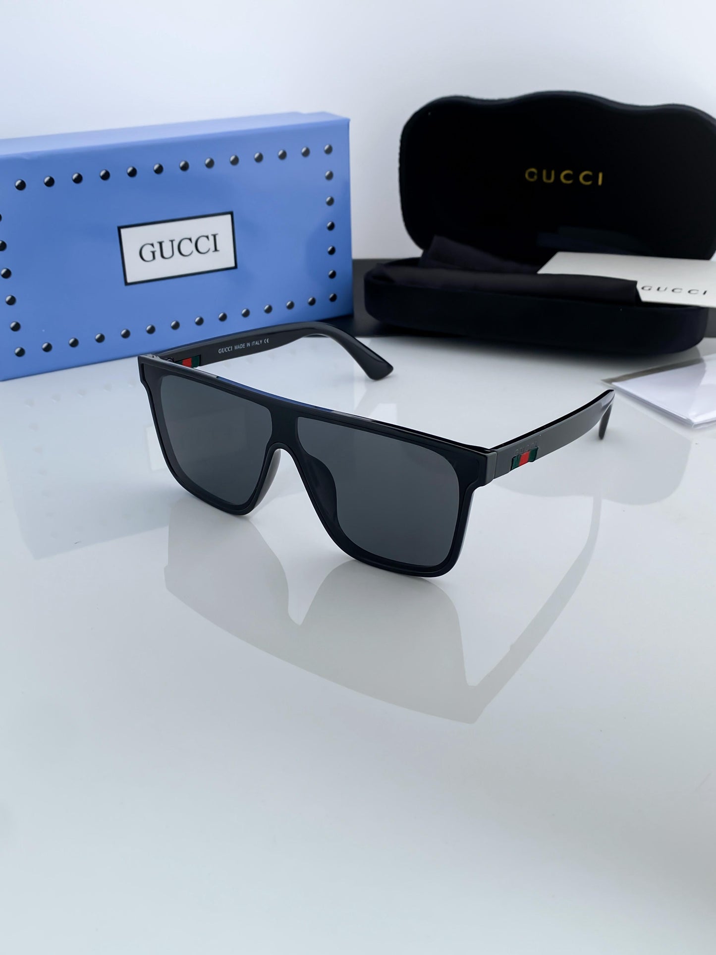 GUCCI SUNGLASS