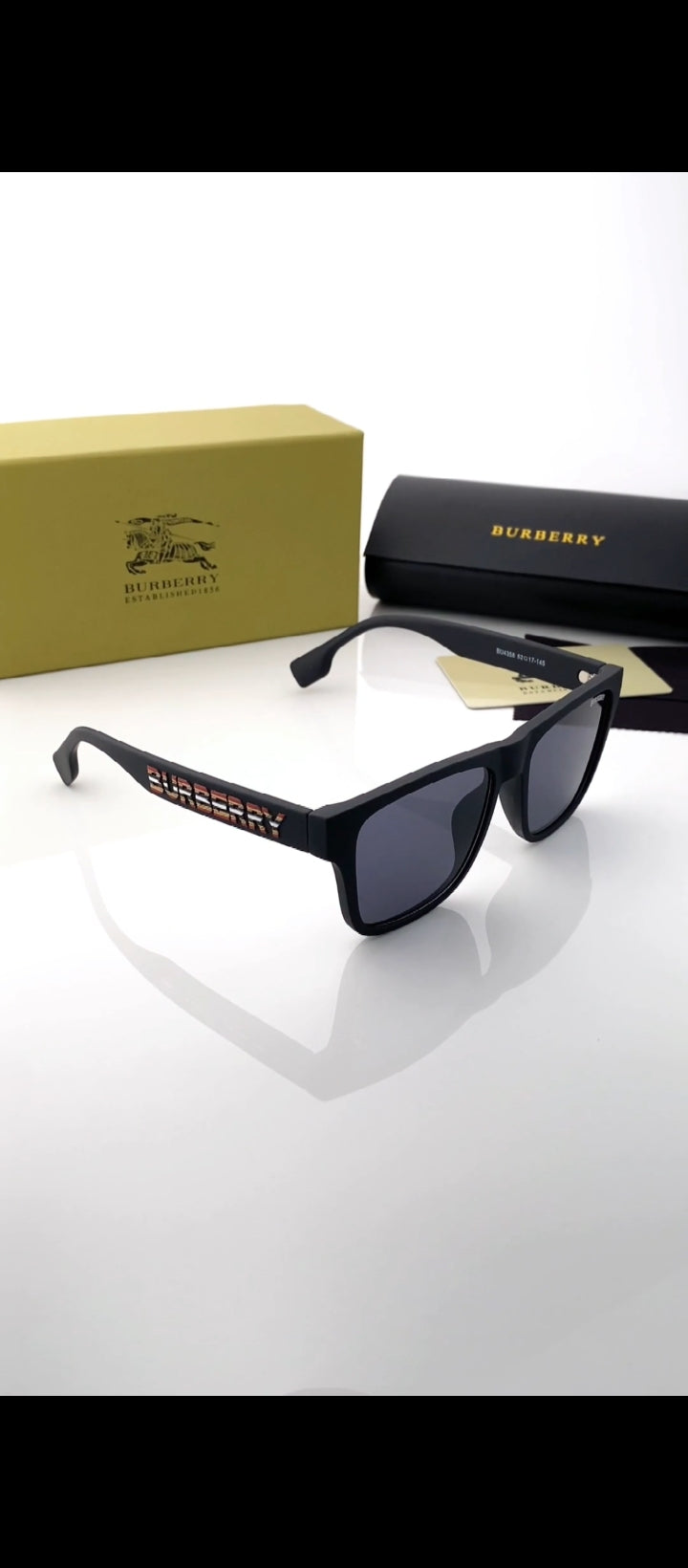 BURBERRY SUNGLASS