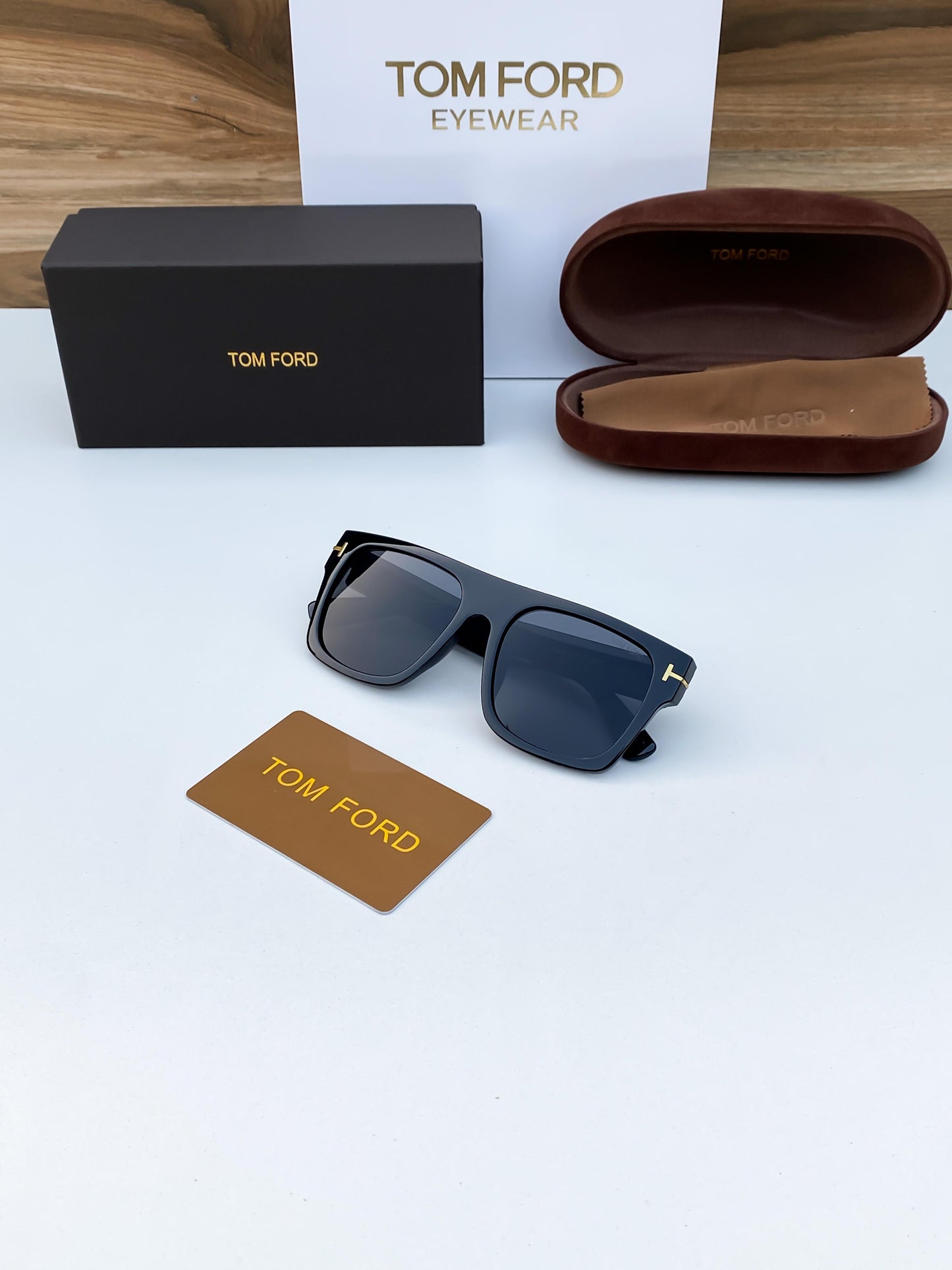 TOM FORD SUNGLASS