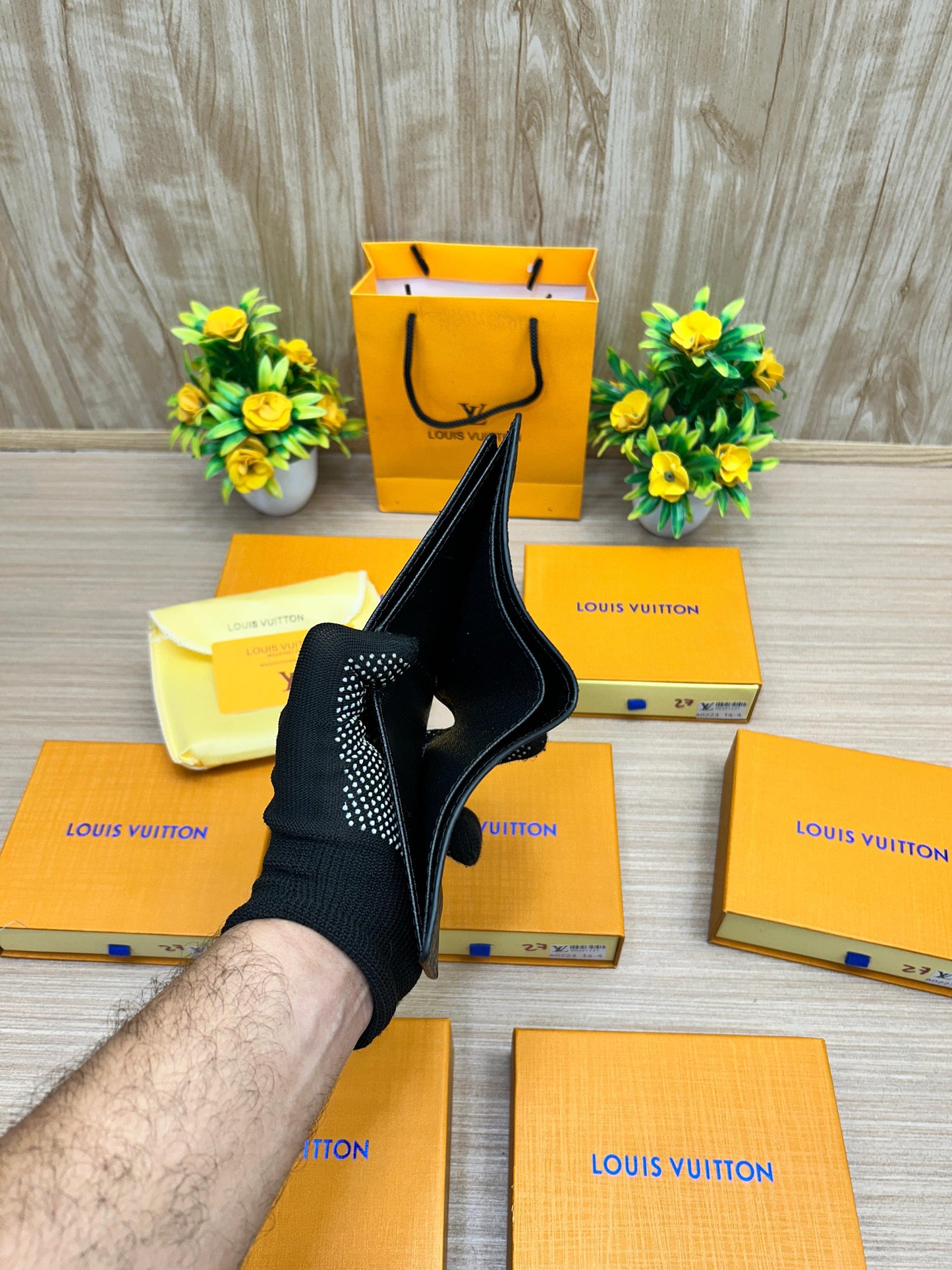 LOUIS VUITTON WALLET FOR MEN
